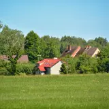 Domy w otoczeniu zieleni, jak długo trzeba czekać na pozwolenie budowy domu?